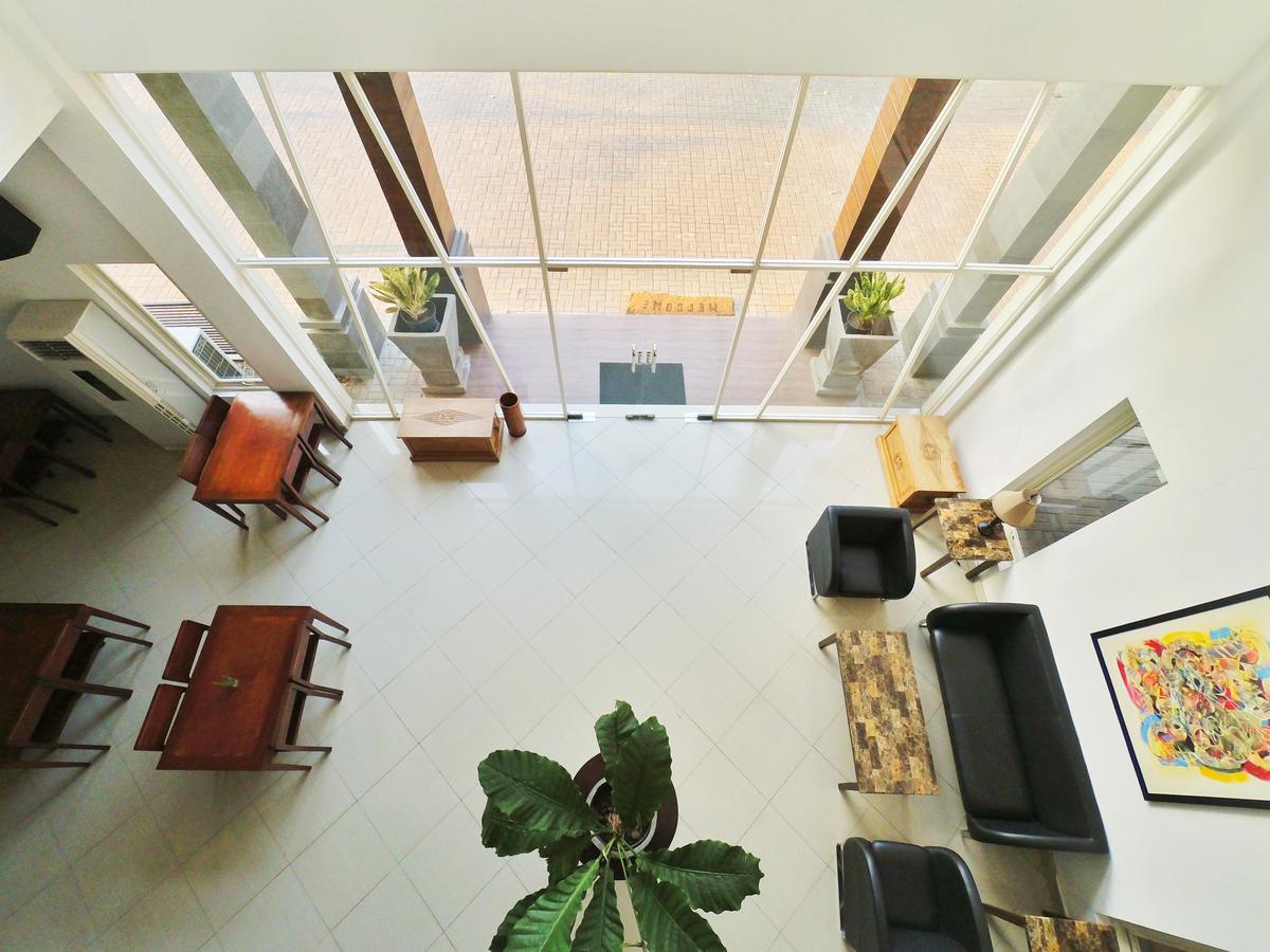 Hotel Transit פסורואן מראה חיצוני תמונה