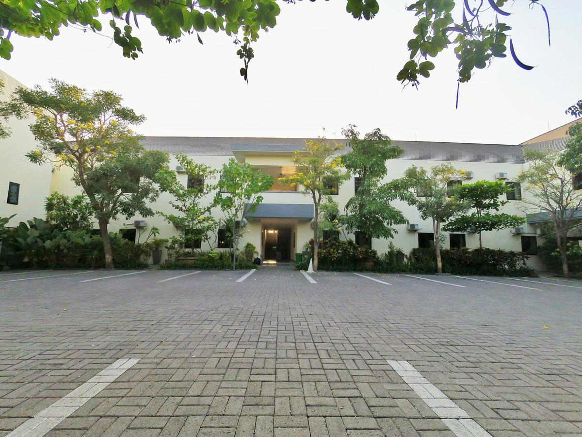 Hotel Transit פסורואן מראה חיצוני תמונה